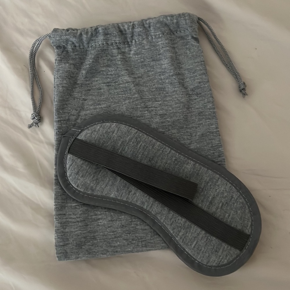 Living Proof Eye Mask - Picture 2 of 3